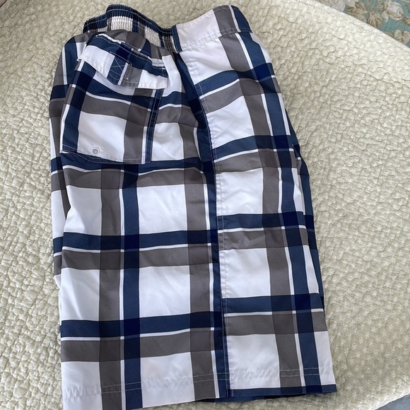 Swim trunks. Never worn - Picture 11 of 11